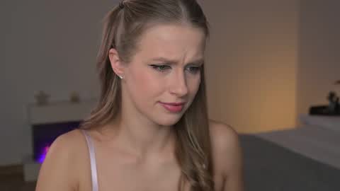 Ella online show from 1, 2, 2026