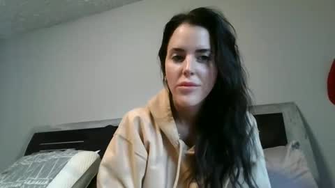 Ella online show from 2, 12, 2024