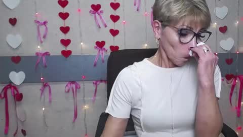 EllaBonito online show from 7, 3, 2025