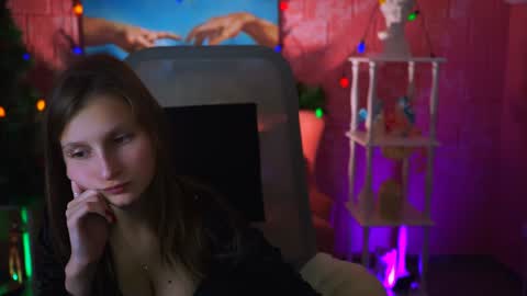 Ella online show from 3, 1, 2025