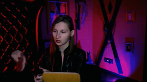 Ella online show from 27, 10, 2025