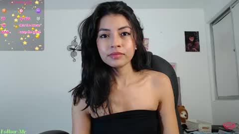Ella Amoneth online show from 2, 6, 2026