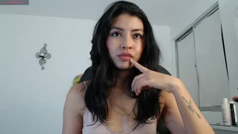 Ella Amoneth online show from 19, 7, 2026