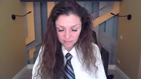 EllaLongs online show from 15, 1, 2026