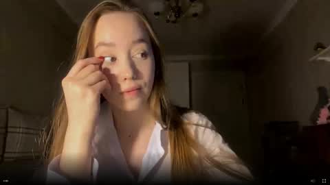 Snapshot of ellamenas chatting on 12, 10, 2025 Ella online show from 12, 10, 2025