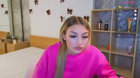 ellamilla online show from 30, 12, 2024