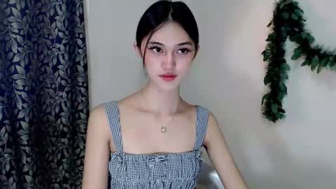 Snapshot of ellamiller69 chatting on 4, 10, 2025 ELLA online show from 4, 10, 2025