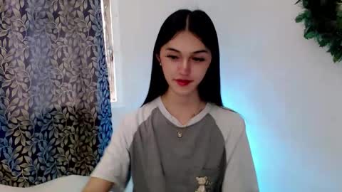 Snapshot of ellamiller69 chatting on 27, 10, 2025 ELLA online show from 27, 10, 2025