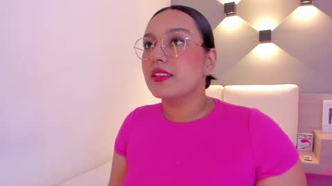 Ella online show from 30, 1, 2025