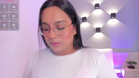 Ella online show from 11, 3, 2025