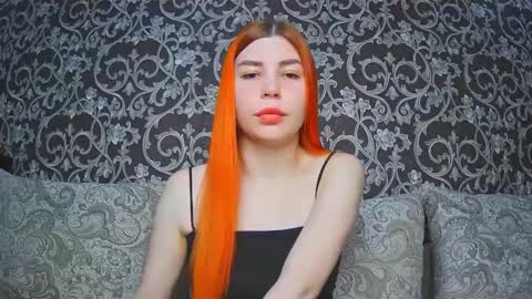 Snapshot of ellanuar chatting on 10, 11, 2025 EllaNuar online show from 10, 11, 2025