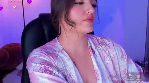 ellarosee_ online show from 13, 12, 2025