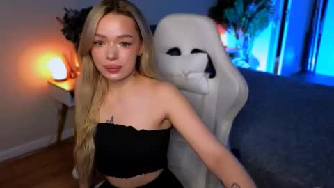 Ella online show from 1, 3, 2026