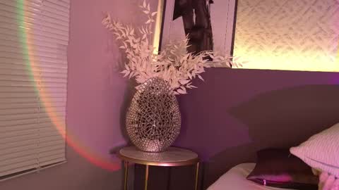 Elle Diane online show from 10, 3, 2025