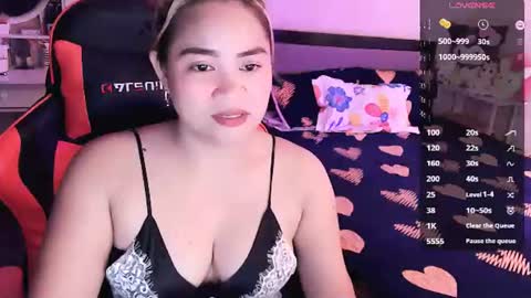 Snapshot of elleelle123 chatting on 11, 7, 2026 Ann online show from 11, 7, 2026