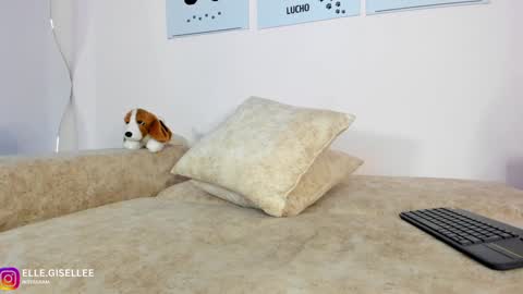 Yiss online show from 7, 2, 2025