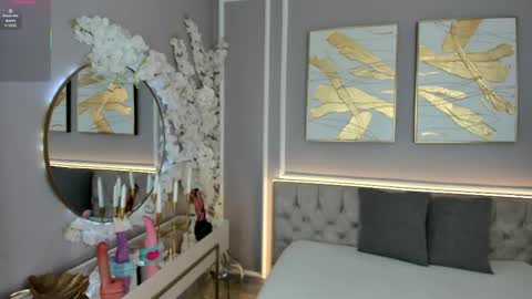 princess online show from 16, 9, 2025