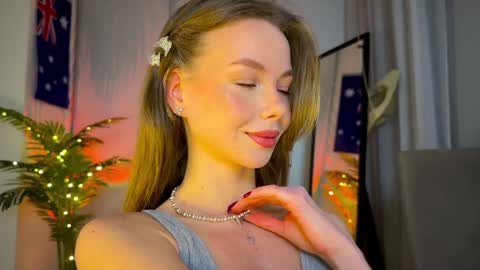 Ellie  --- Ill see you either on Friday or Saturday and definitely on Sunday  online show from 26, 12, 2024