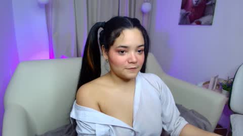 elli_snow online show from 11, 11, 2025