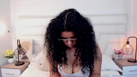 Snapshot of ellie_alves chatting on 23, 12, 2024 Ellie online show from 23, 12, 2024