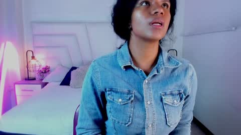 Snapshot of ellie_alves chatting on 1, 2, 2025 Ellie online show from 1, 2, 2025