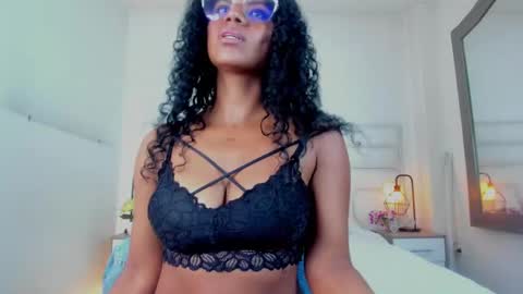 Snapshot of ellie_alves chatting on 10, 2, 2025 Ellie online show from 10, 2, 2025