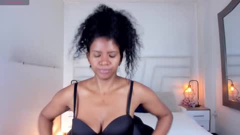 Snapshot of ellie_alves chatting on 14, 2, 2025 Ellie online show from 14, 2, 2025