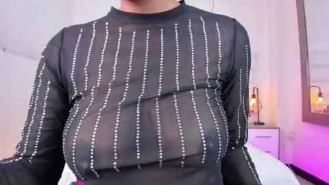 Snapshot of ellie_alves chatting on 19, 2, 2025 Ellie online show from 19, 2, 2025