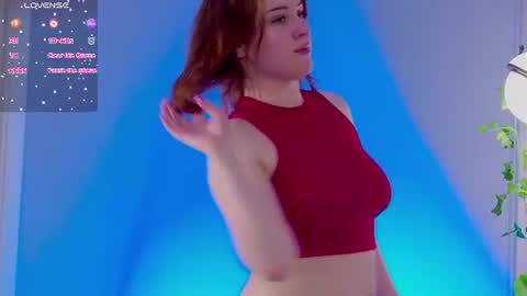 Snapshot of elliegarson__ chatting on 13, 7, 2026 elliegarson__ online show from 13, 7, 2026
