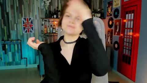 elliemurler online show from 14, 12, 2025