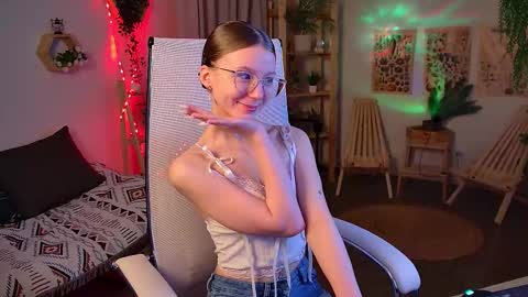 Elli online show from 25, 3, 2026