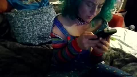 Elliohh online show from 8, 5, 2026