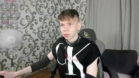 elliot_mars_ online show from 2, 10, 2025