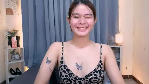 Snapshot of ellise_heart chatting on 25, 6, 2026 Ellise online show from 25, 6, 2026
