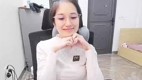 ellsa9x online show from 20, 10, 2025