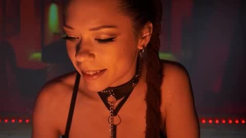 Snapshot of elly_fry chatting on 25, 1, 2025 Art Place online show from 25, 1, 2025