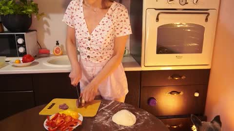 Snapshot of elly_fry chatting on 3, 10, 2025 Art Place online show from 3, 10, 2025