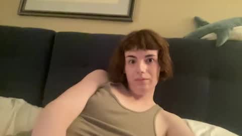 Ellie  online show from 28, 4, 2026