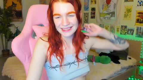 Snapshot of elly_milas chatting on 23, 12, 2024 Elly     Fansly  online show from 23, 12, 2024