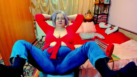Snapshot of ellyhot53 chatting on 26, 12, 2024 ellyhot53 online show from 26, 12, 2024