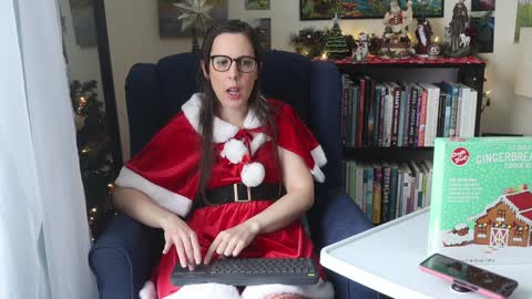 Snapshot of ellynaomi chatting on 22, 12, 2024 Elly Naomi online show from 22, 12, 2024