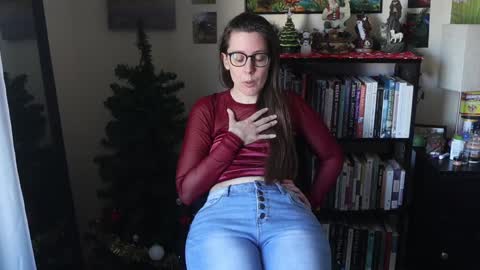 Snapshot of ellynaomi chatting on 4, 1, 2025 Elly Naomi online show from 4, 1, 2025