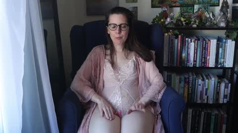 Snapshot of ellynaomi chatting on 18, 1, 2025 Elly Naomi online show from 18, 1, 2025