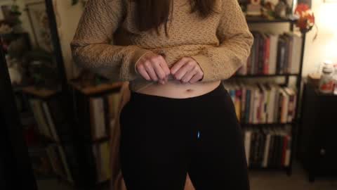 Snapshot of ellynaomi chatting on 1, 11, 2025 Elly Naomi online show from 1, 11, 2025