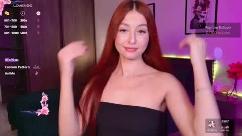 EllyPeach online show from 3, 12, 2025