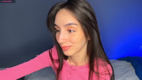 Snapshot of ellzabeth_ellison chatting on 1, 2, 2025 Im online Fri Sun Mon Tue Thu Fri Sat3 from 1000 online show from 1, 2, 2025