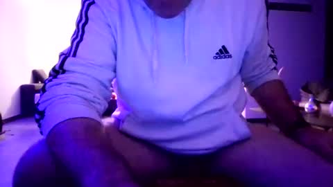 Snapshot of elmangoestuyo chatting on 27, 10, 2025 elmangoestuyo online show from 27, 10, 2025