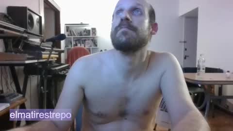 Mati Restrepo online show from 2, 11, 2025