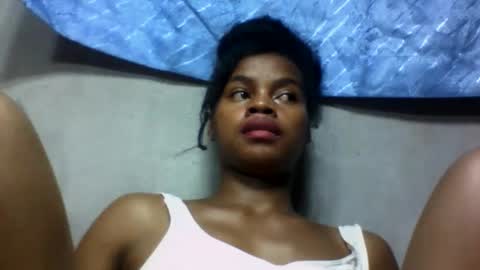 elodie228680 online show from 24, 5, 2026