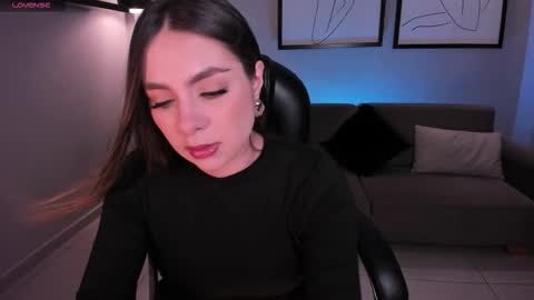 ELOISA OLIVERO online show from 12, 1, 2026